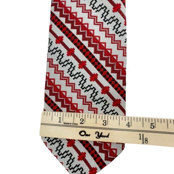 Vintage 60s/70s Trevira Necktie Geometric Diagonal Stripes Red Black White Tie - Picture 7 of 7